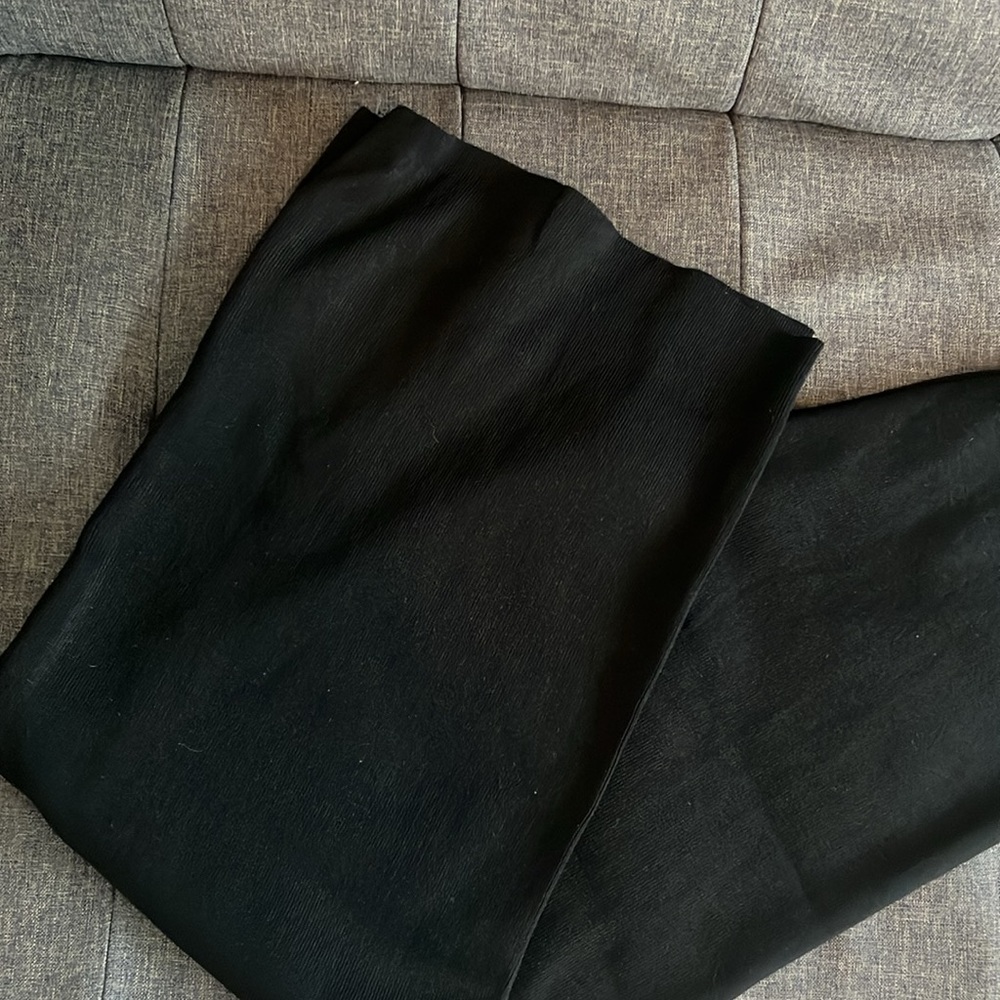 Relaxed Knit Pant One Size - Picture 4 of 4